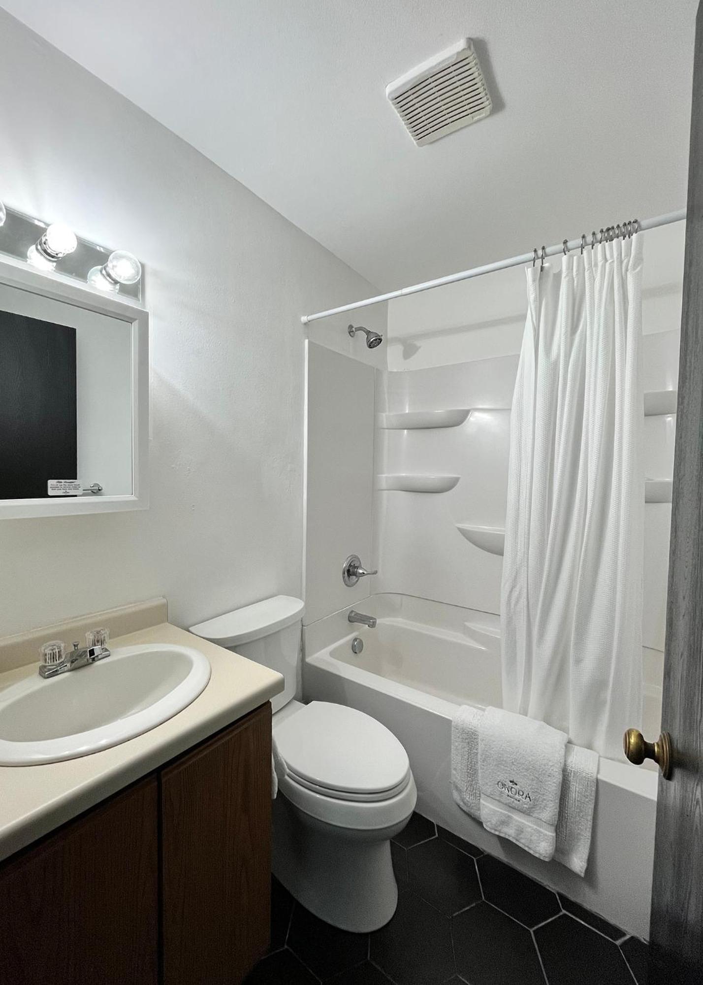 Onora Suites Wausau Exteriér fotografie